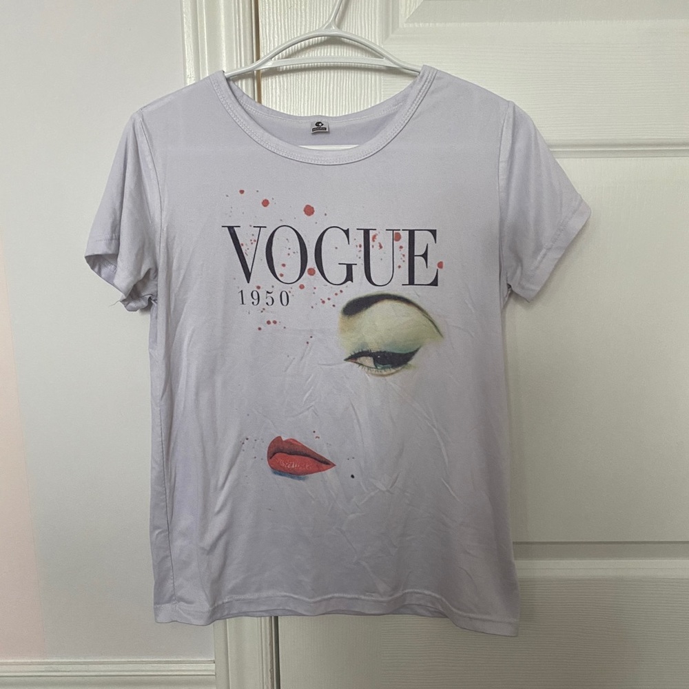 COPY - vogue t shirt